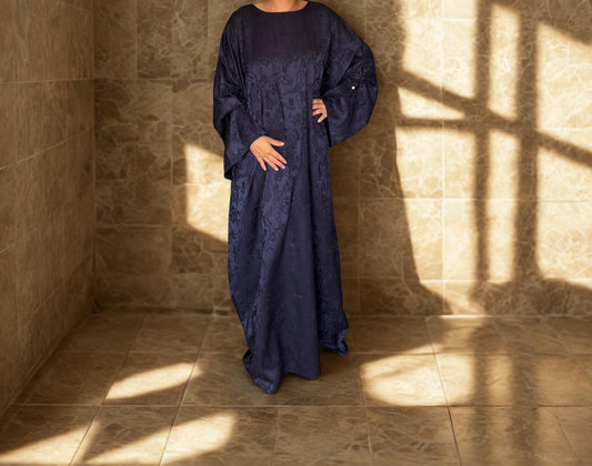 Robe fluide brocart bleu nuit